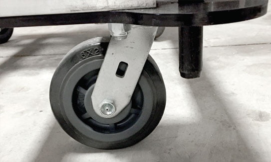 Casters PowerMast Casters for easy positioning indoors.
